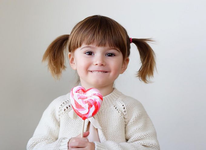 Чому краще дати спробувати солодощі дітям якнайпізніше?