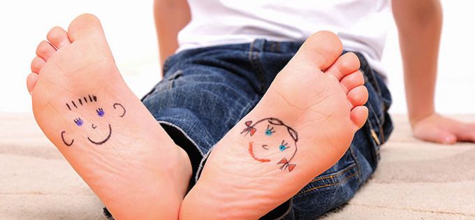 Дитячий масаж при плоскостопості