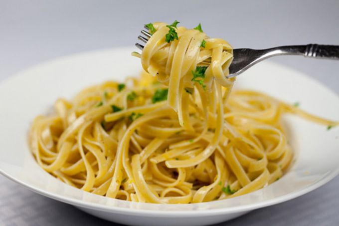 lemon-butter-fettuccine-with-parsley-and-pine-nuts-1200x800.jpg (34.88 Kb)